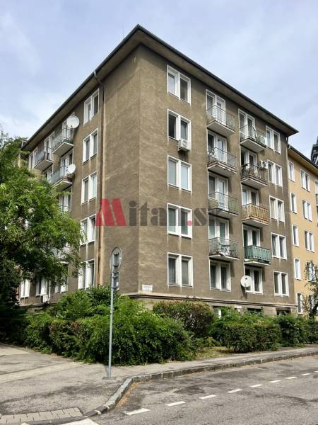 Sale Two bedroom apartment, Two bedroom apartment, Björnsonova, Bratis