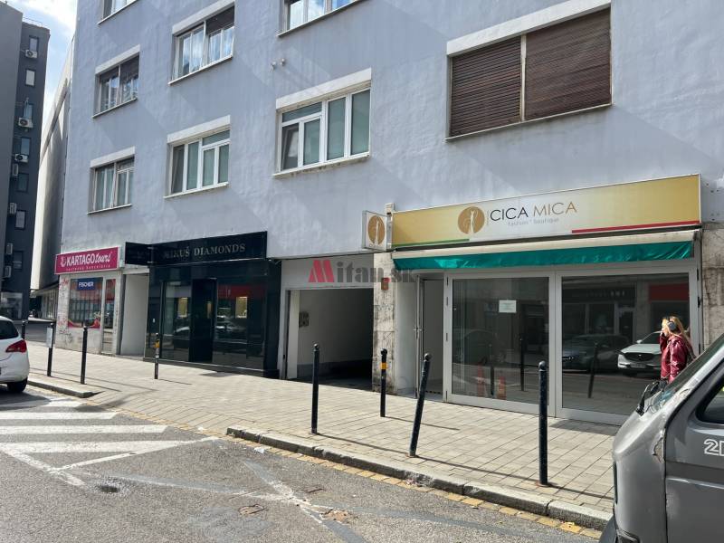 Rent Commercial premises, Commercial premises, Dunajská, Bratislava - 