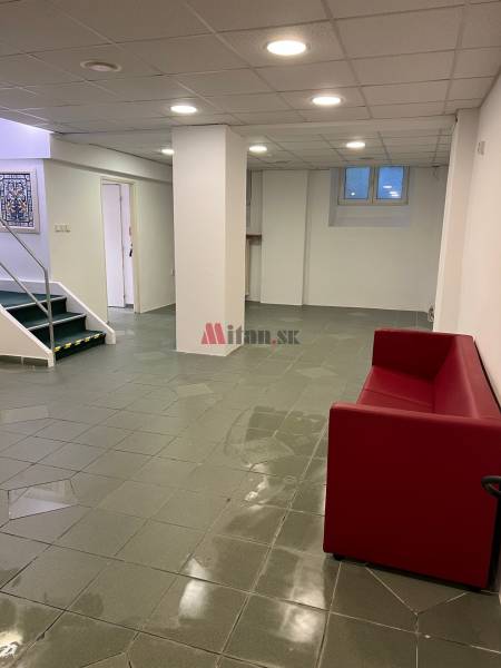 Rent Commercial premises, Commercial premises, Dunajská, Bratislava - 